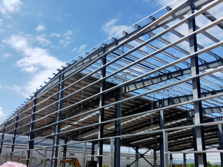 鋼結(jié)構(gòu)廠房